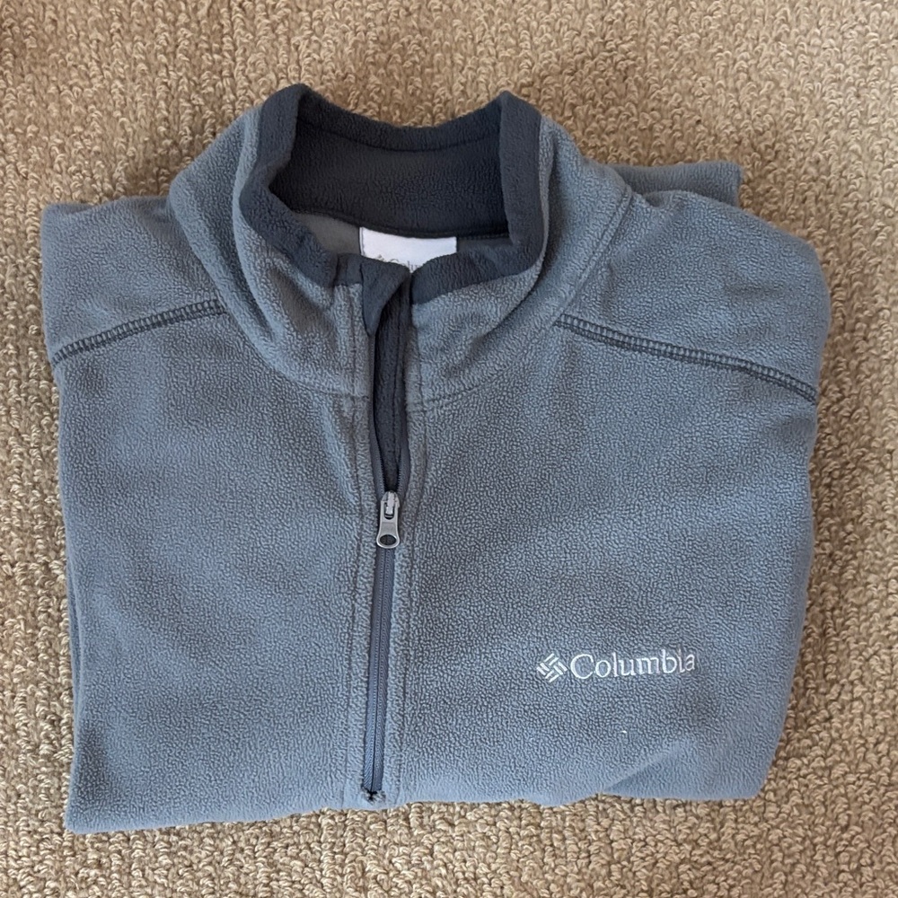 Men’s Columbia Two Toned Gray 1/4 Fleece Top